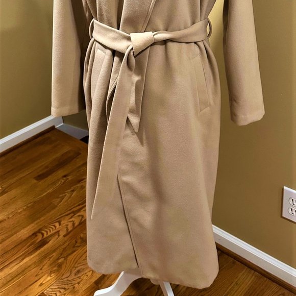 Who What Wear Belted Coat MBeautiful - Picture 2 of 6